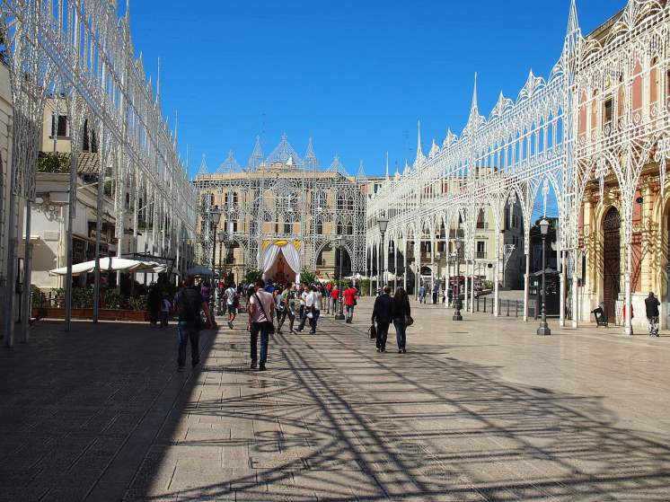 Piazza del Ferrarese